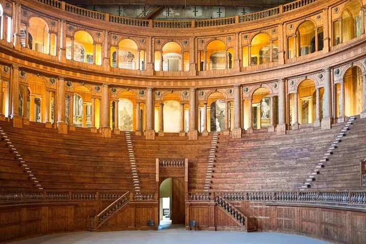 Private Tour durch das Teatro Farnese und die Pilotta